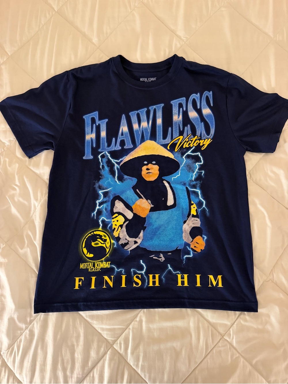 Mortal Kombat Klassic Raiden “Flawless Victory” Graphic Tee - Men’s Medium ✨